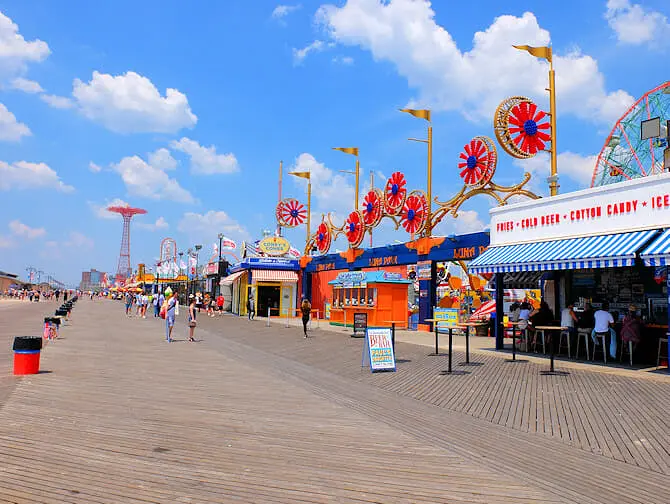 Saker att göra i Coney Island - Boardwalk