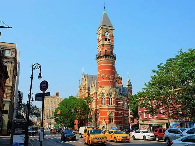 Saker att göra i West Village - Jefferson Market Courthouse