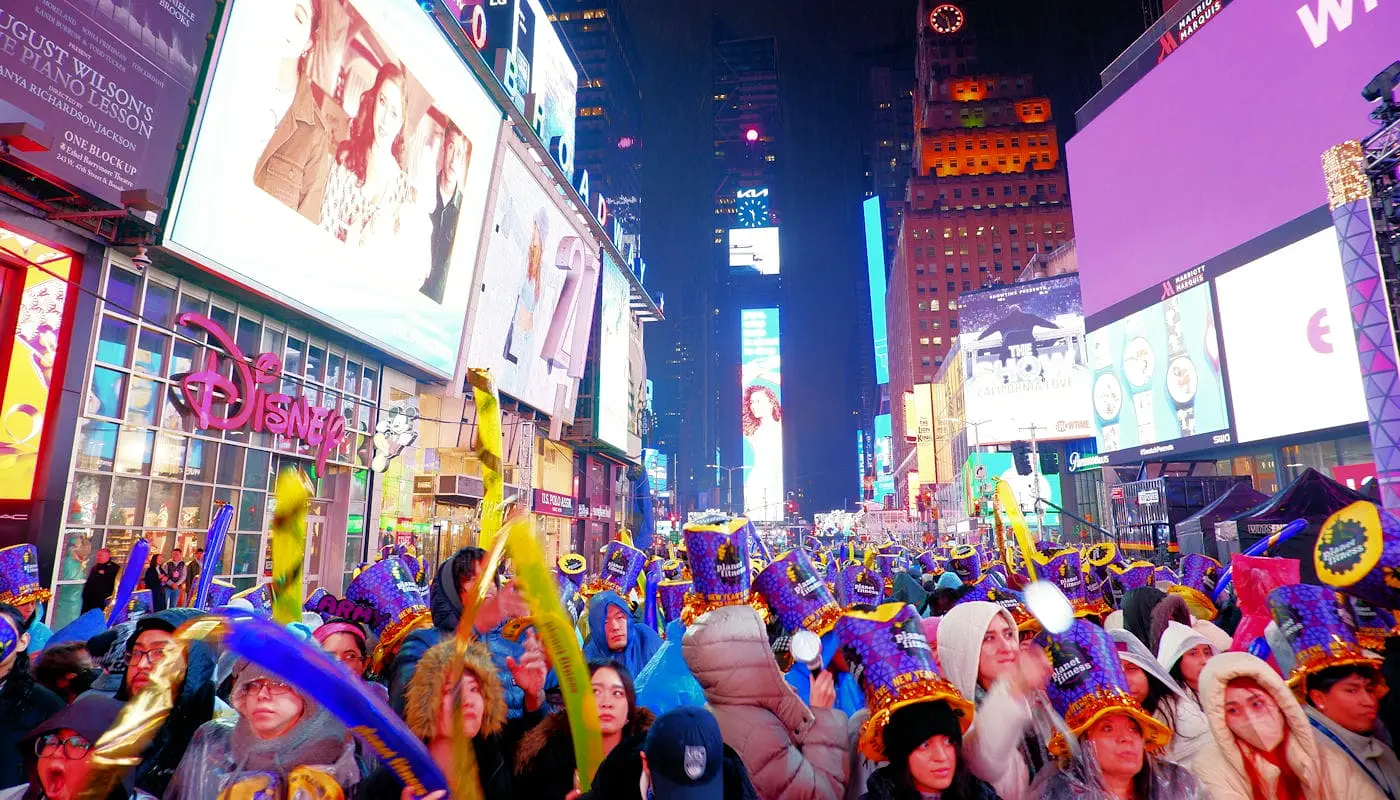 Nyårsafton i New York - Folkmassor på Times Square