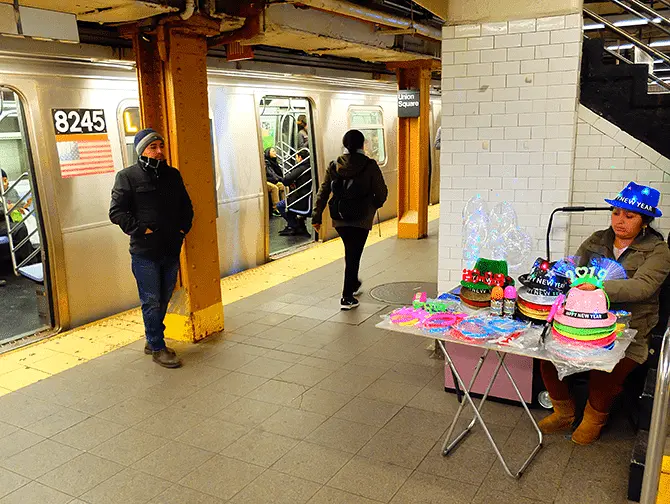 Tunnelbana i New York - Tunnelbaneplattform