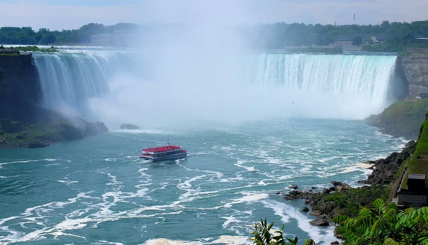 Tredagarsresa från New York State till Kanada och Finger Lakes - Båttur