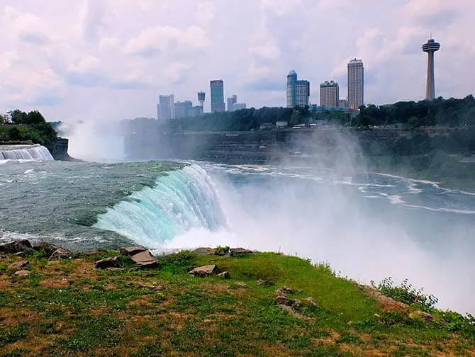 Niagarafallen på den amerikanska sidan