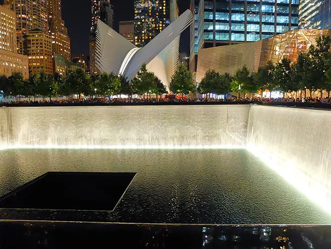 911 Memorial i New York - På kvällen