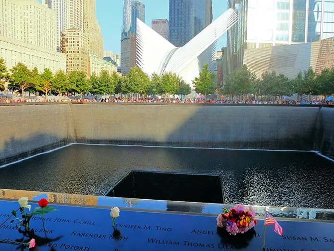 9/11 Memorial i New York - Rosor