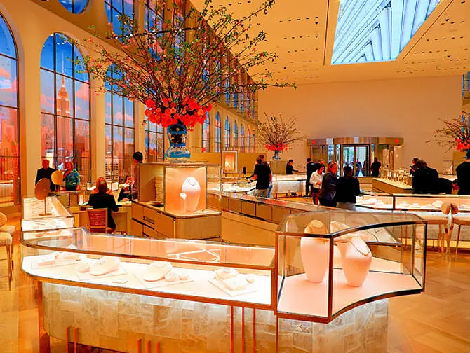 Shopping på Fifth Avenue - Tiffany's