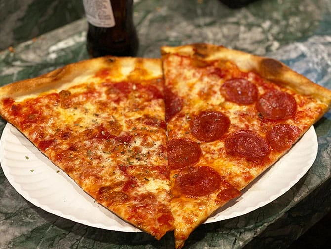 Bästa pizzan i New York - Joe's New York