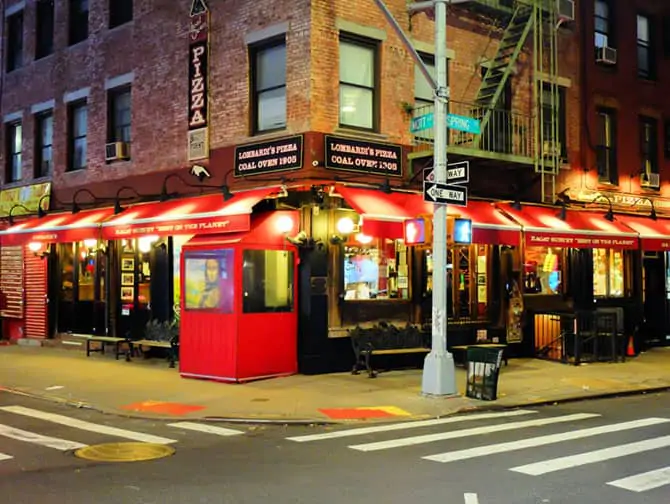 Bästa pizzan i New York - Lombardi's