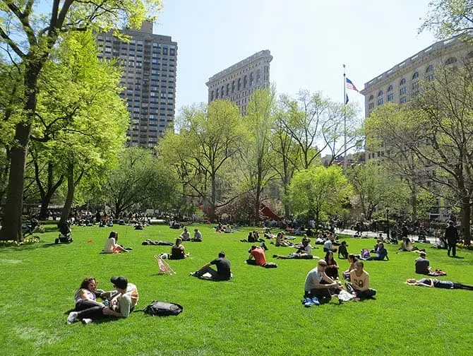 Parker i New York - m&auml;nniskor i Madison Square Garden