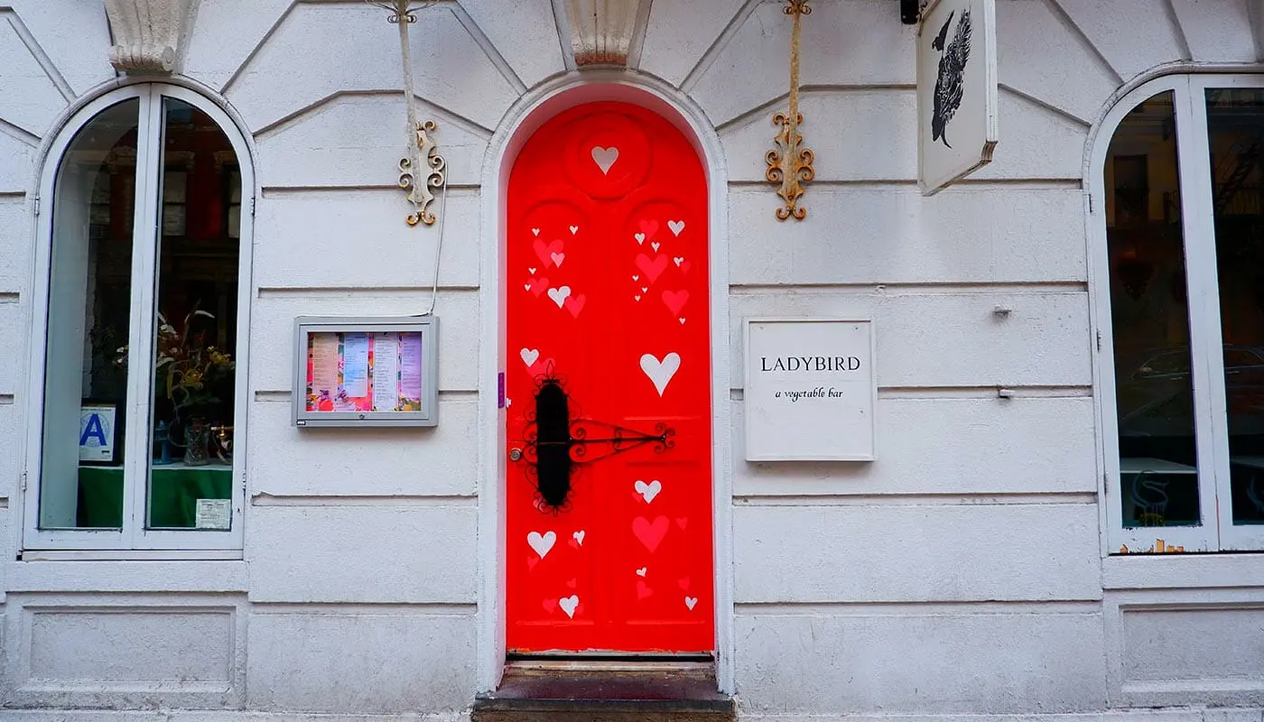 Vegetariska restauranger i New York - Ladybird