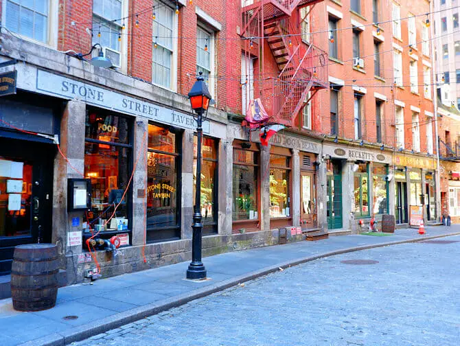 Saker att göra i Lower Manhattan och Financial District - Stone Street