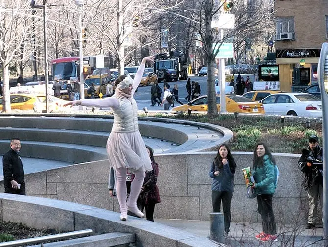 The Ride i NYC - Dansare
