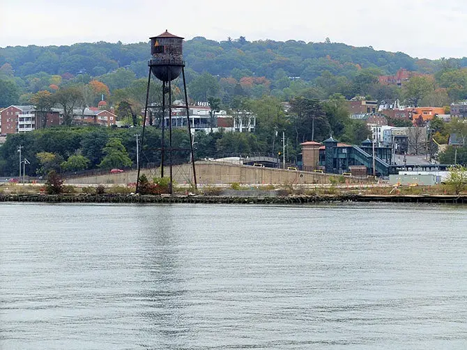Dagsresa till Bear Mountain i New York - Vattentorn