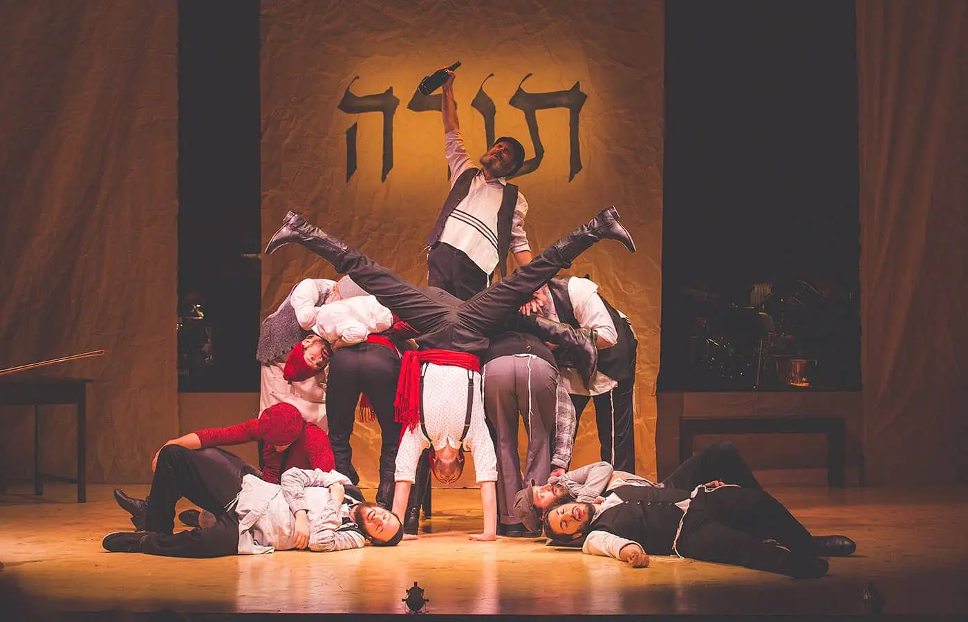 Biljetter till Fiddler on the Roof i New York - Dansar