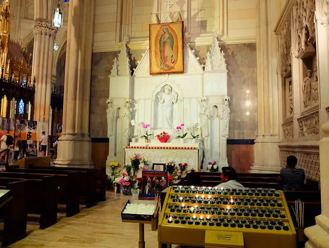 St. Patrick’s Cathedral i New York - Altaret