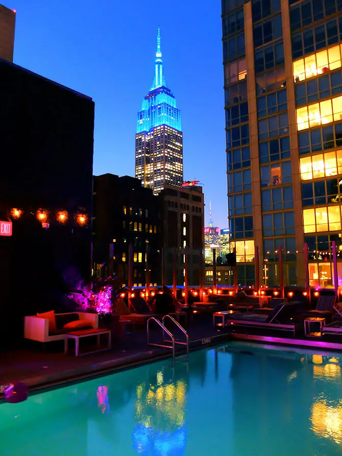 Simma i New York - Royalton Hotel