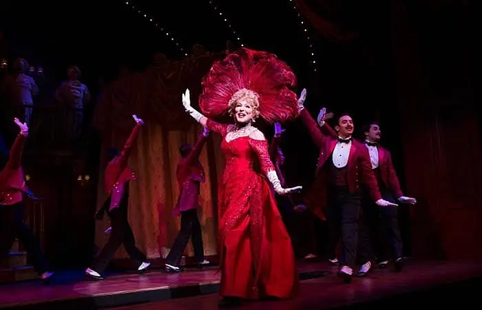 Biljetter till Hello Dolly på Broadway - Dolly