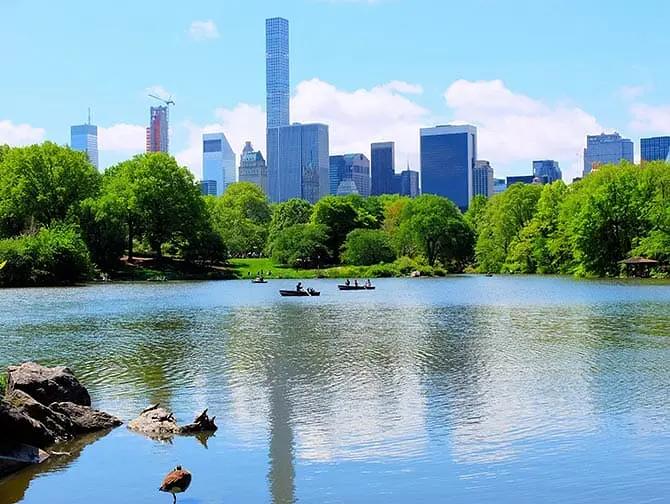 Hyra roddbåt i Central Park - The Lake