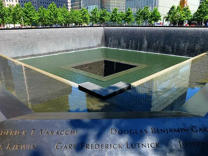 Skillnaden mellan New York Explorer Pass och New York Pass - 911 Memorial
