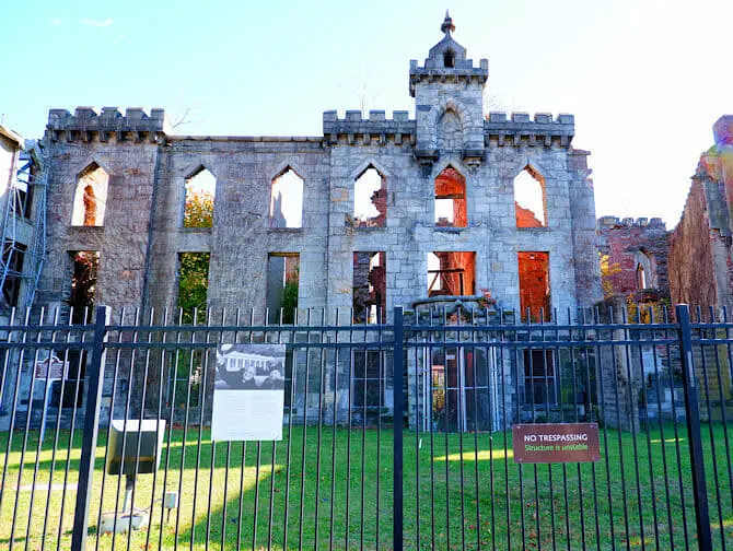 Saker att göra på Roosevelt Island - Smallpox Hospital