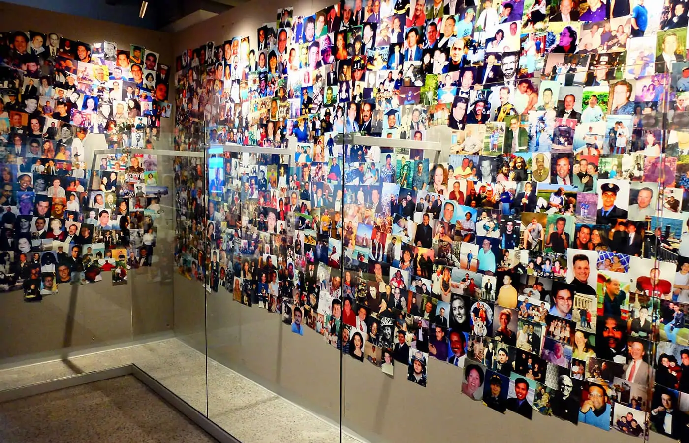 911 Tribute Museum i New York - Fotovägg