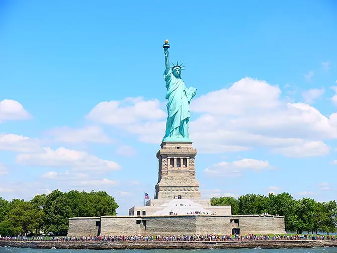 Skillnaden mellan New York Sightseeing Flex Pass och New York Explorer Pass- Frihetsgudinnan