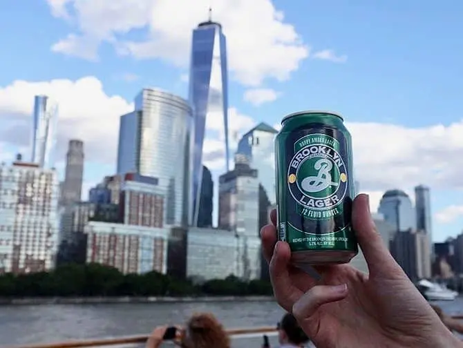 Happy Hour Cruise i New York - Drinkar