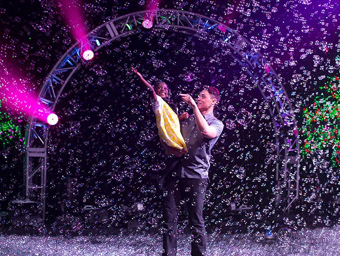 Biljetter till Gazillion Bubble Show på Broadway - Familjeshow