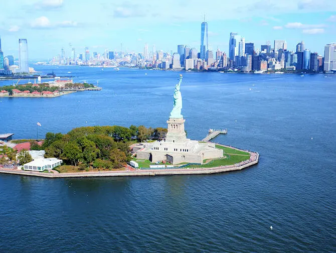 Helikoptertur i New York - Frihetsgudinnan & Downtown