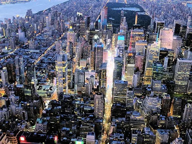 Kvällshelikoptertur och sightseeingkryssning i New York - Times Square