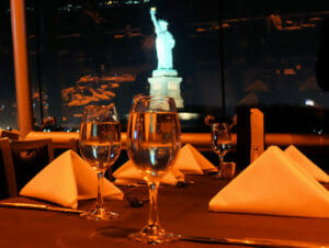 Middagskryssningar i New York