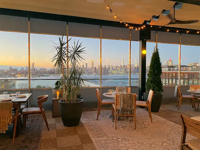 Saker att göra i Williamsburg - middag med utsikt