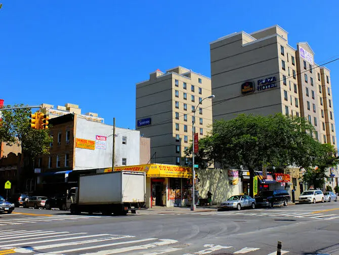 Long Island City i New York - Byggnader