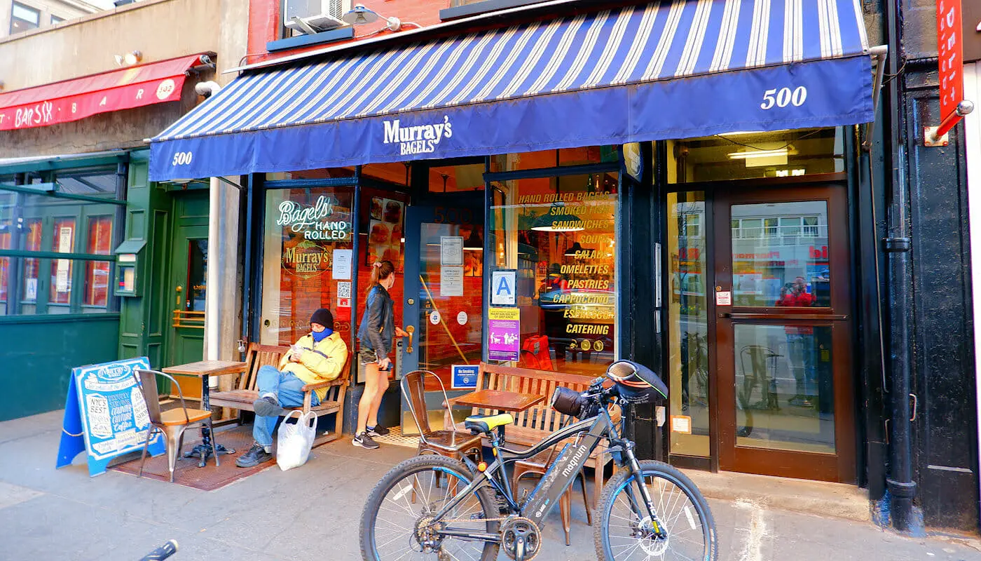 B&auml;sta st&auml;llena f&ouml;r bagel och kaffe i New York - Murrays Bagels