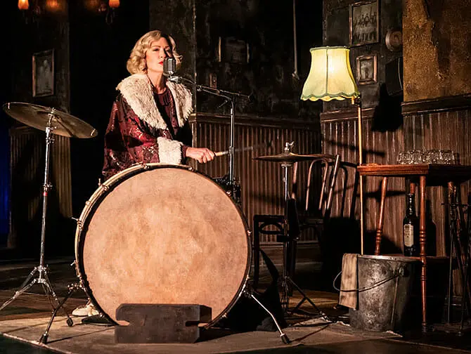 Biljetter till The Girl from the North Country på Broadway - Trummor