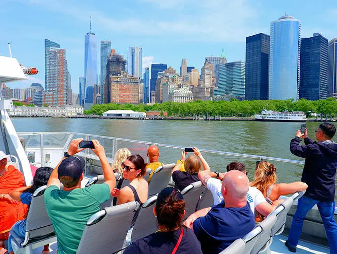 Circle Line Liberty Super Express Cruise - Skyline