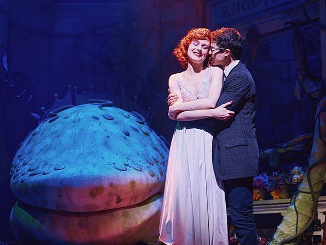Biljetter till Little Shop of Horrors på Broadway - Seymour och Audrey