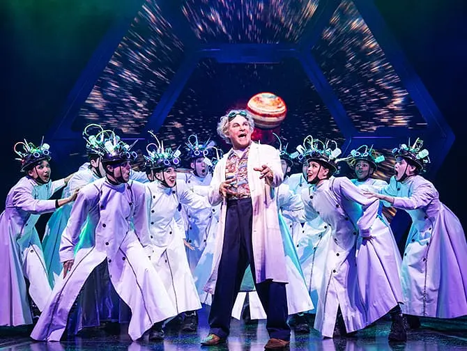 Biljetter till Back to the Future: The Musical på Broadway - Doc Brown