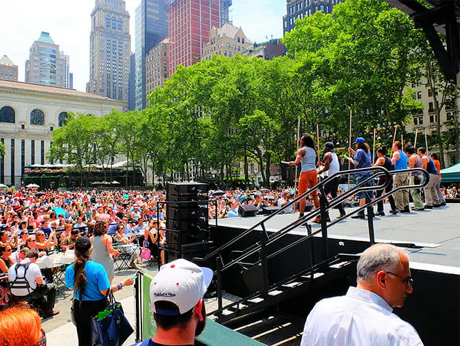 Bryant Park in New York Broadway