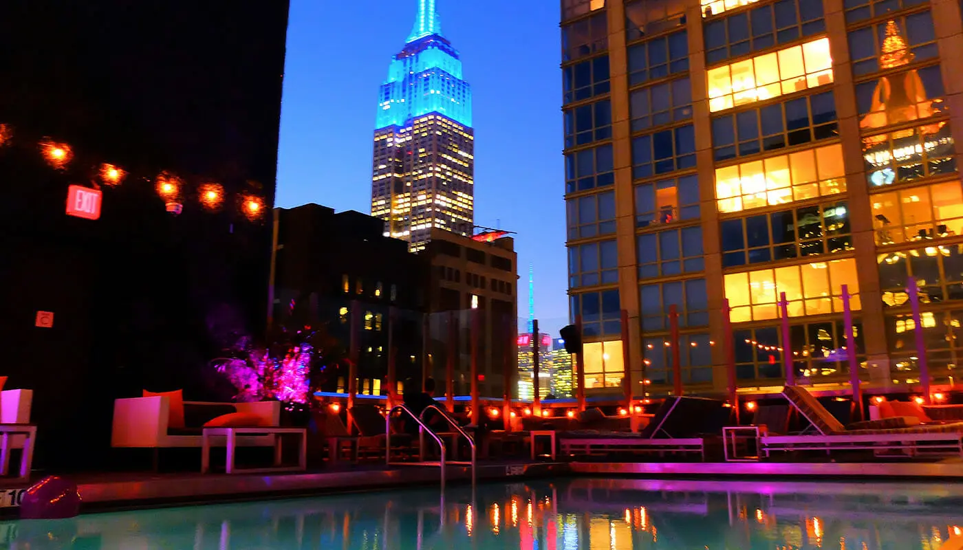 Hotell med pools i New York - Royalton Park Avenue