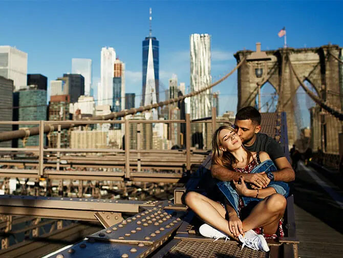 Photoshoot in New York Brooklyn Bridge