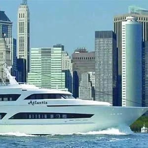 Båtkryssningar 4th of July i New York - Atlantis Yacht