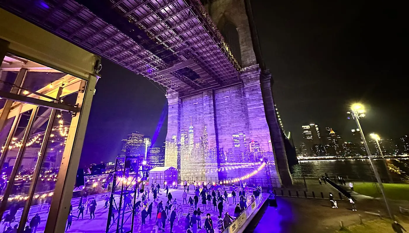 Skridskoåkning i New York - Brooklyn Bridge Park