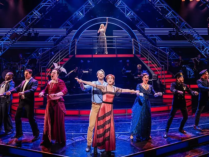 Titanique på Broadway biljetter - Parodi