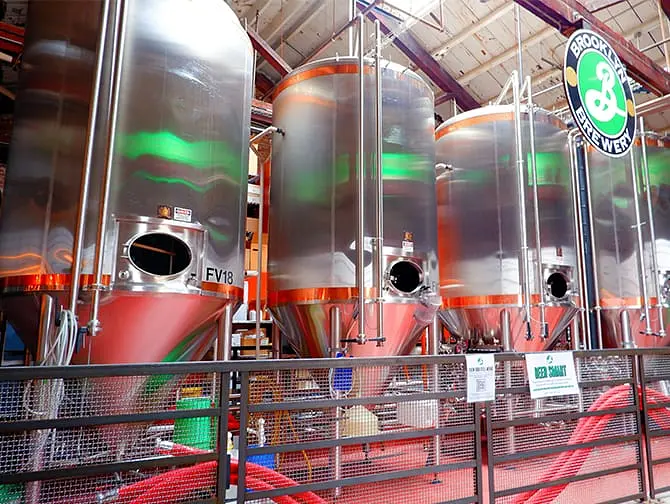 Bästa bryggerierna i New York - Brooklyn Brewery inuti