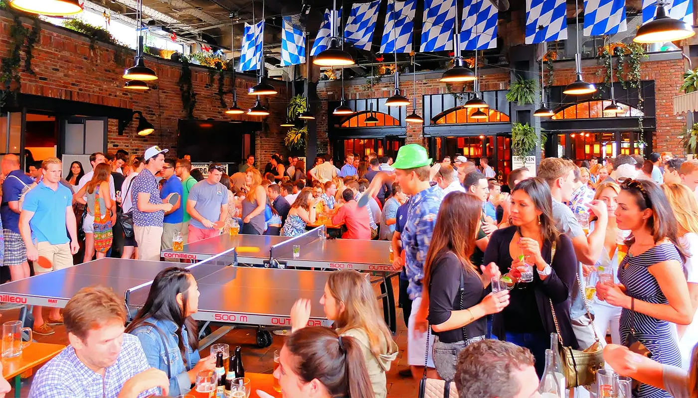 Bästa bryggerierna i New York - The Standard Biergarten