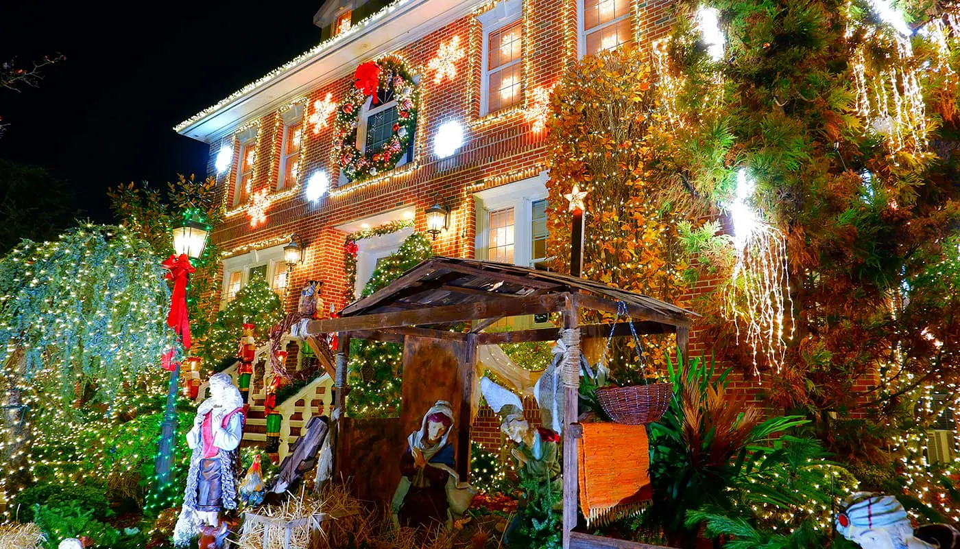 Planeringskalender för julen i New York - Dyker Heights Christmas Lights Tour