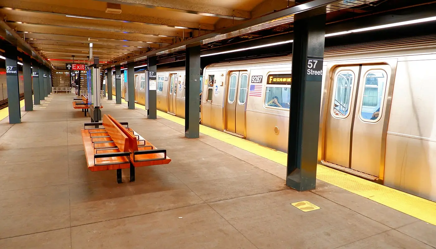 Resa ensam till New York - transport