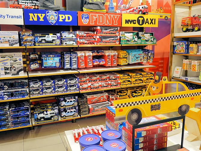 FAO Schwarz i New York - Gåvor