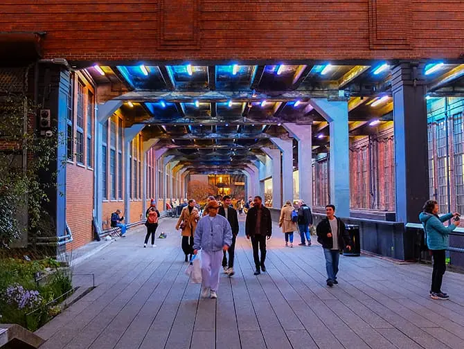 High Line Park i New York - Chelsea Market Passage
