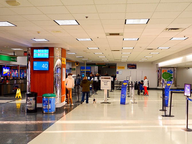 New York Stewart International Airport - Airport